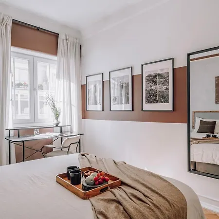 Lejlighed Zou - 3 Bedrooms, Office And Terrace In Alvalade *