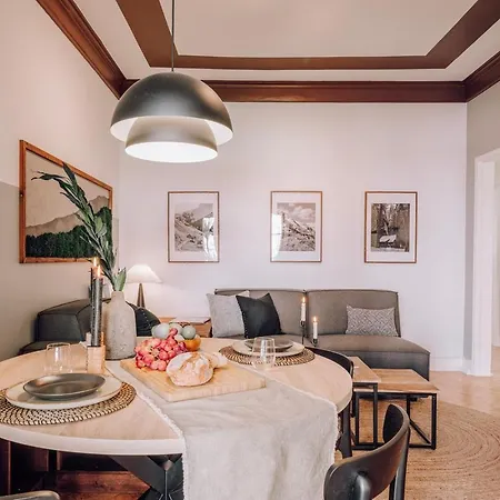 Zou - 3 Bedrooms, Office And Terrace In Alvalade Lisboa